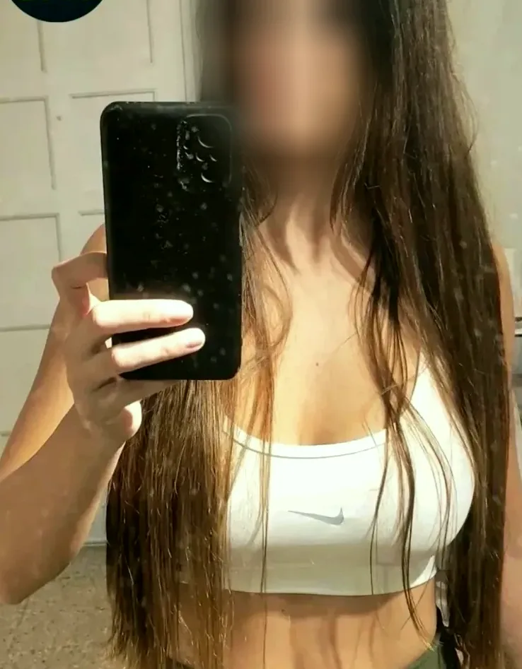 Emina, 37