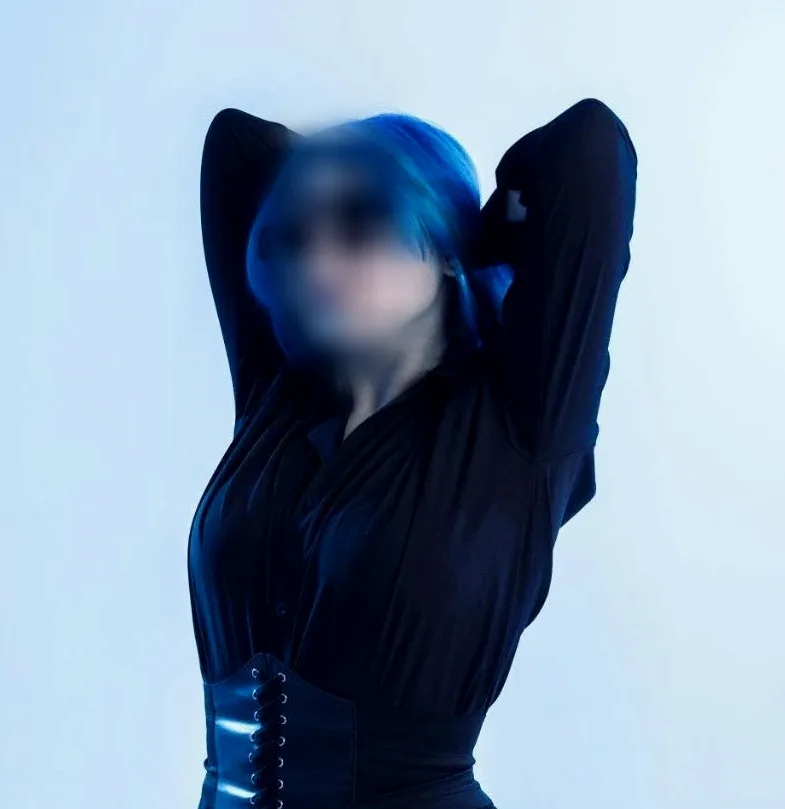 Marie, 21